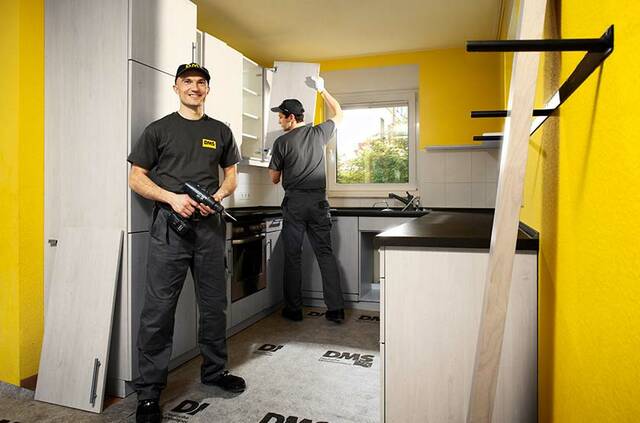 Montage einer Küche